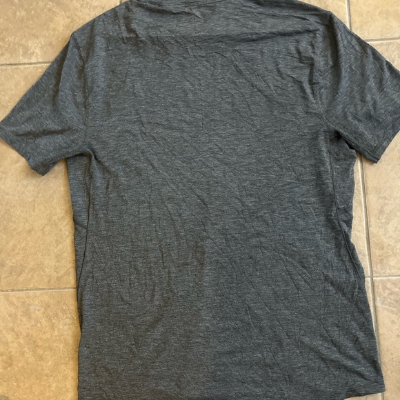 Men's Lululemon Metal Vent Tech Short Sleeve Shirt - Picture 2 of 3
